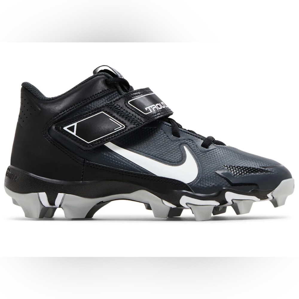 Boys Nike Black and White Cleats